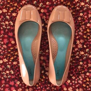 Oka B Taly nude tan bow jelly ballet flats